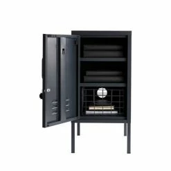 Mustard Made The Shorty In Slate To The Left