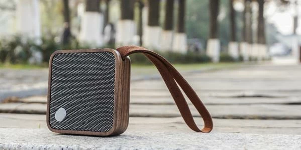 Gingko Mi Square Bluetooth Speaker In Walnut 1 Gingko Mi Square Bluetooth Speaker In Walnut