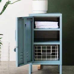 Mustard Made The Shorty To The Left Locker In Ocean