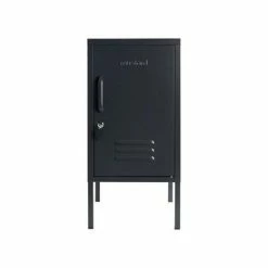 Mustard Made The Shorty To The Left More Colours